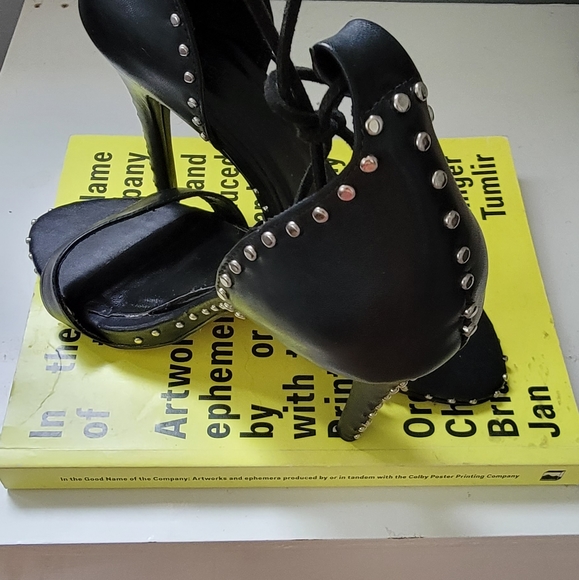 Black Stud Rock High Heels > Brazilian Leather - Picture 7 of 7